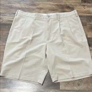 Footjoy Men's Tan Shorts size 38